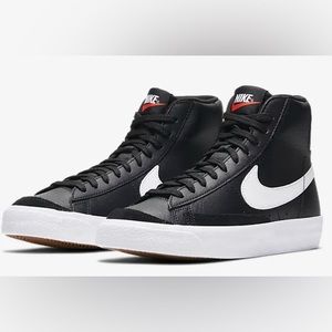 NIKE Blazer Mid '77 Black/White Big Kids' size 5.5Y